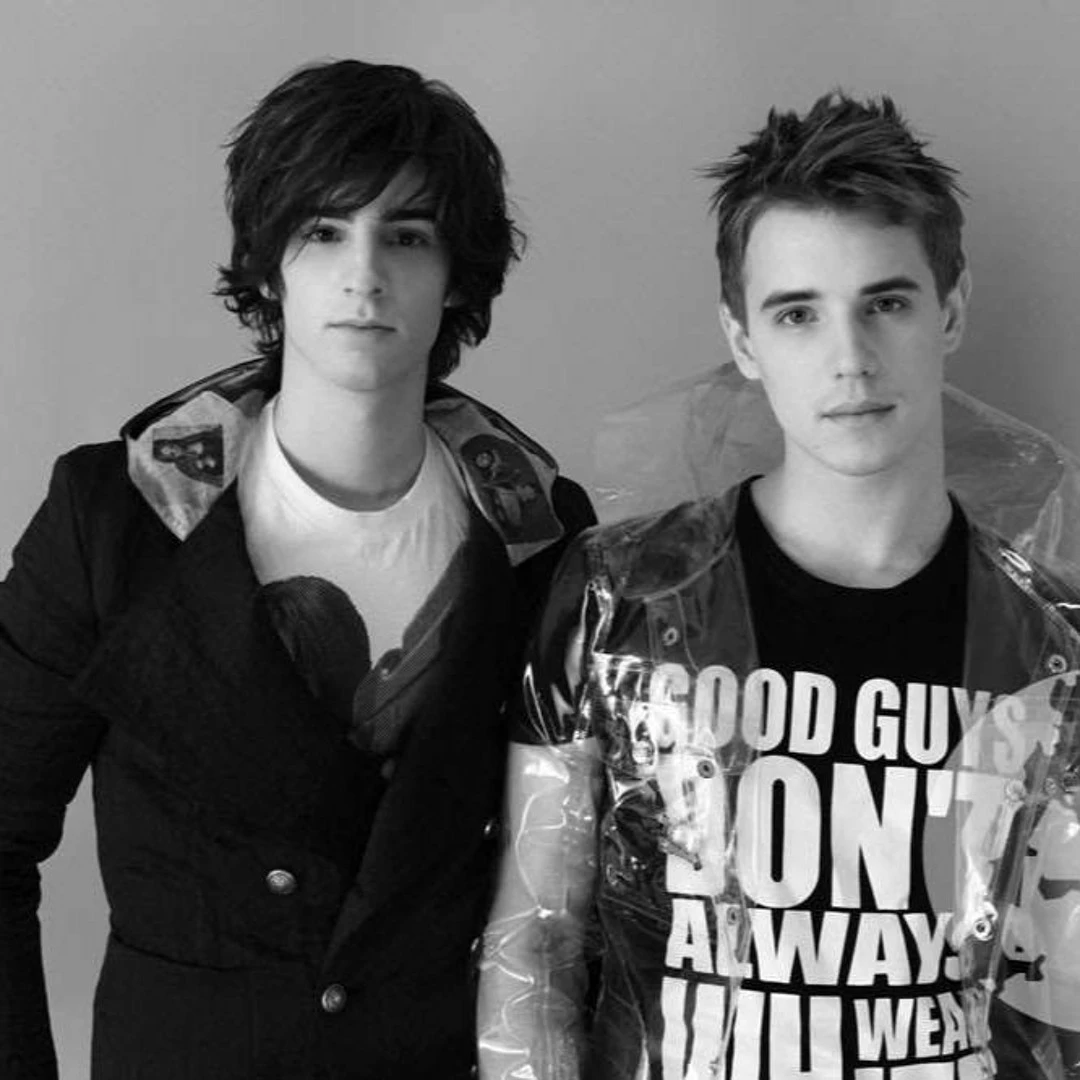 Дантес и Олейник