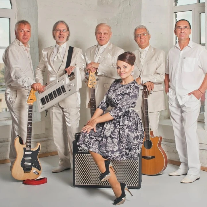 Поющие гитары